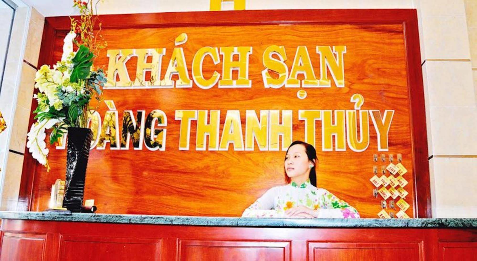 Hoang Thanh Thuy Airport Hotel 1 - Gan Am Thuc Dem Cho Hoang Hoa Tham Хошимін Екстер'єр фото